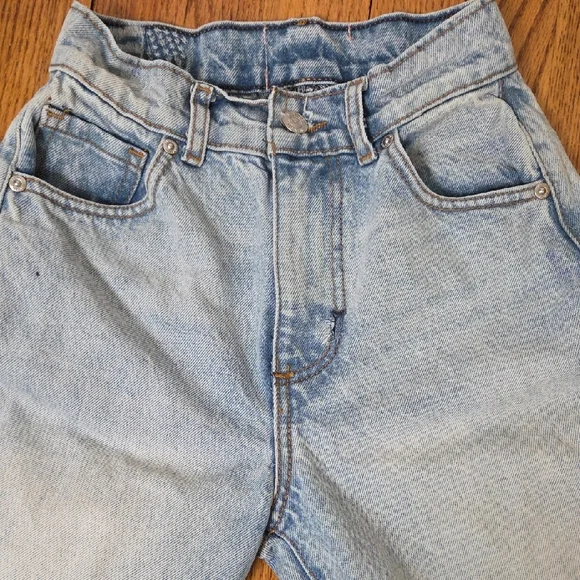 REVICE Light Blue Jeans - Picture 6 of 10